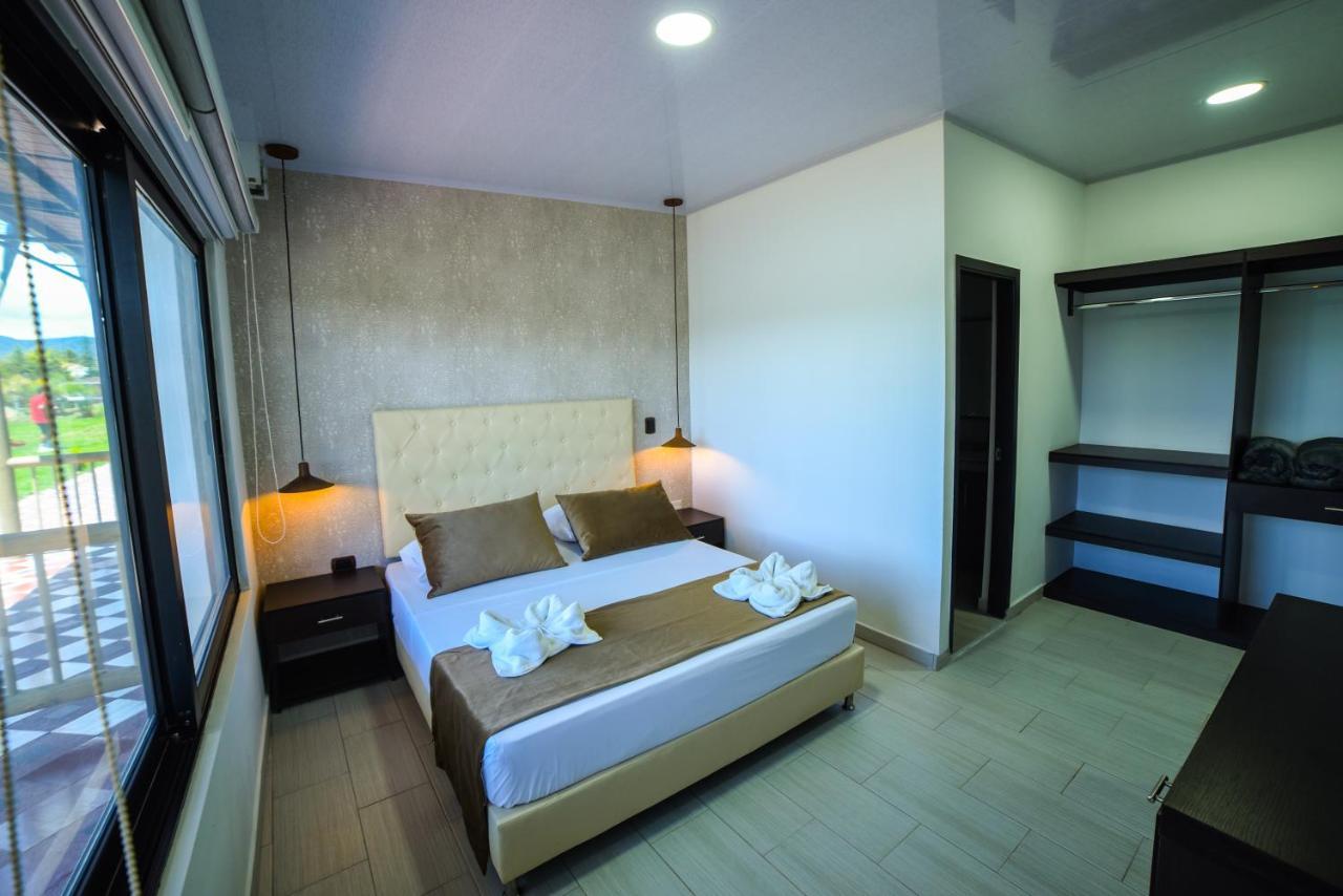 Hotel Aguas Abiertas Guatapé 외부 사진