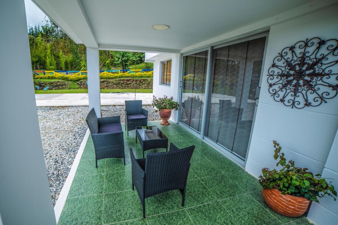 Hotel Aguas Abiertas Guatapé 외부 사진