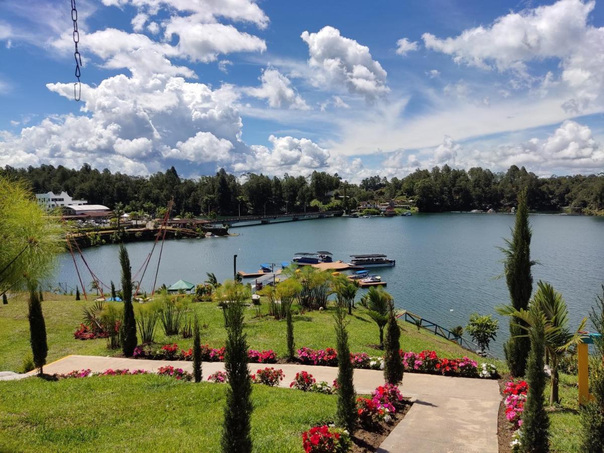 Hotel Aguas Abiertas Guatapé 외부 사진