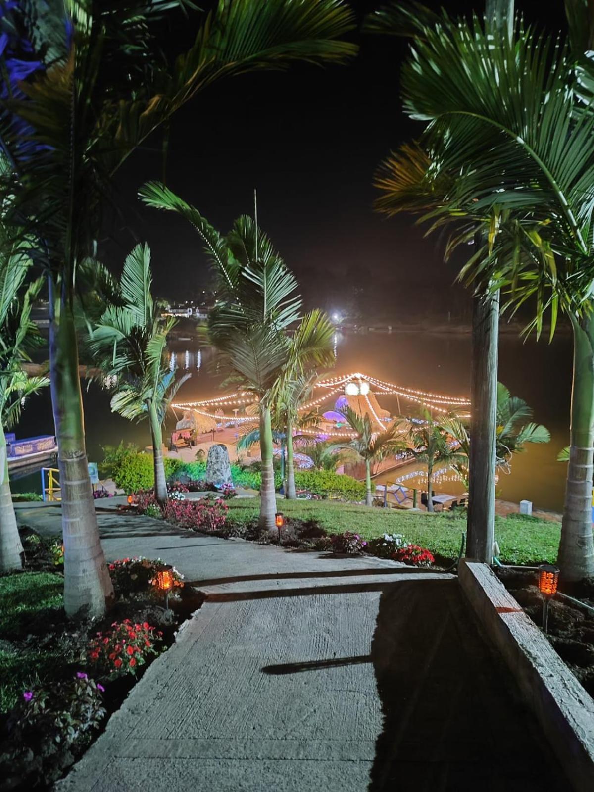 Hotel Aguas Abiertas Guatapé 외부 사진