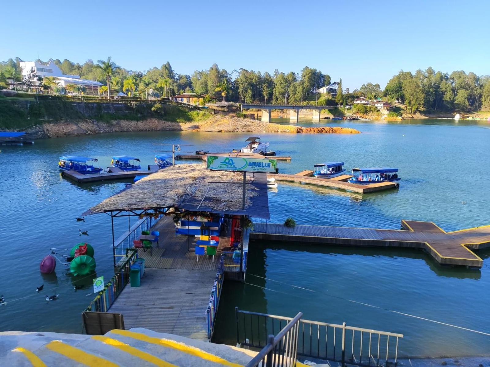 Hotel Aguas Abiertas Guatapé 외부 사진