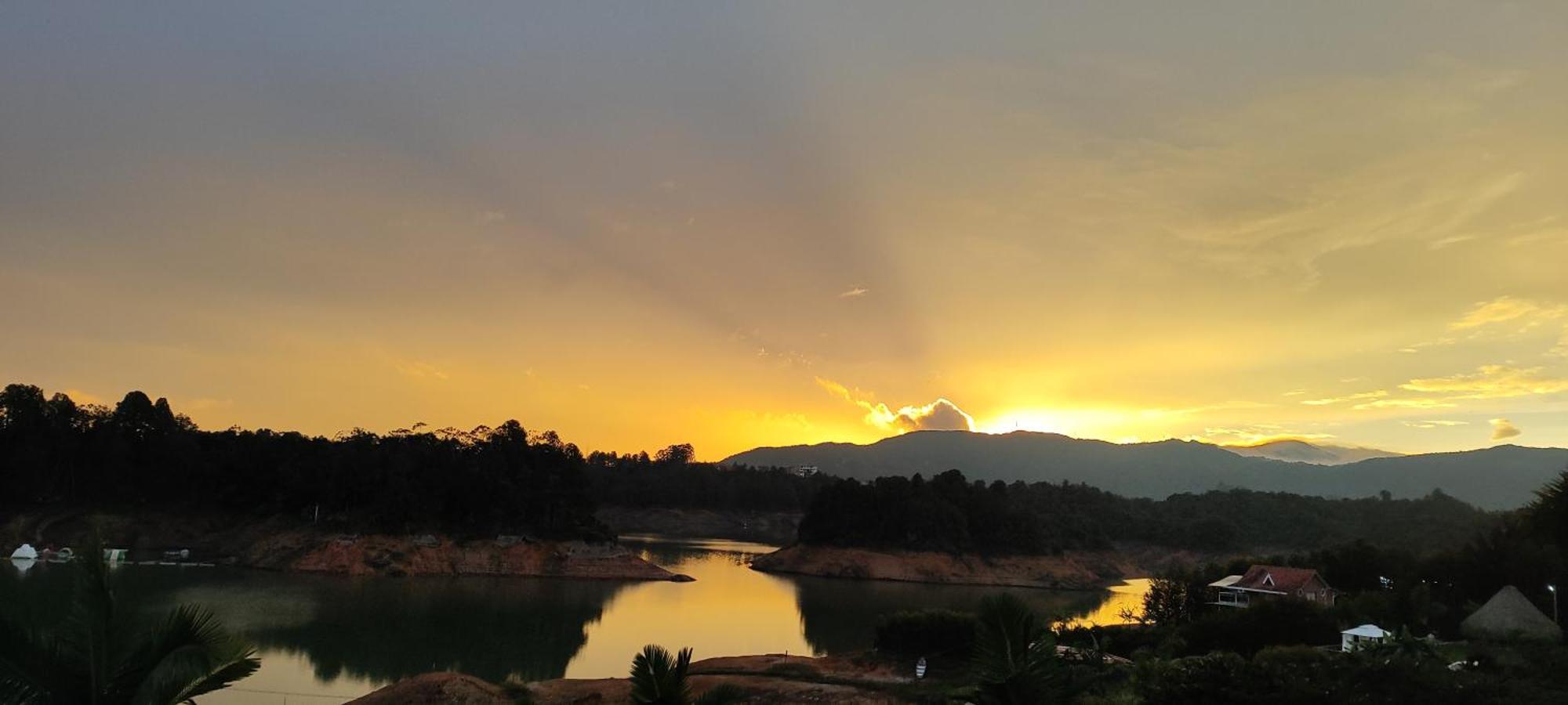 Hotel Aguas Abiertas Guatapé 외부 사진